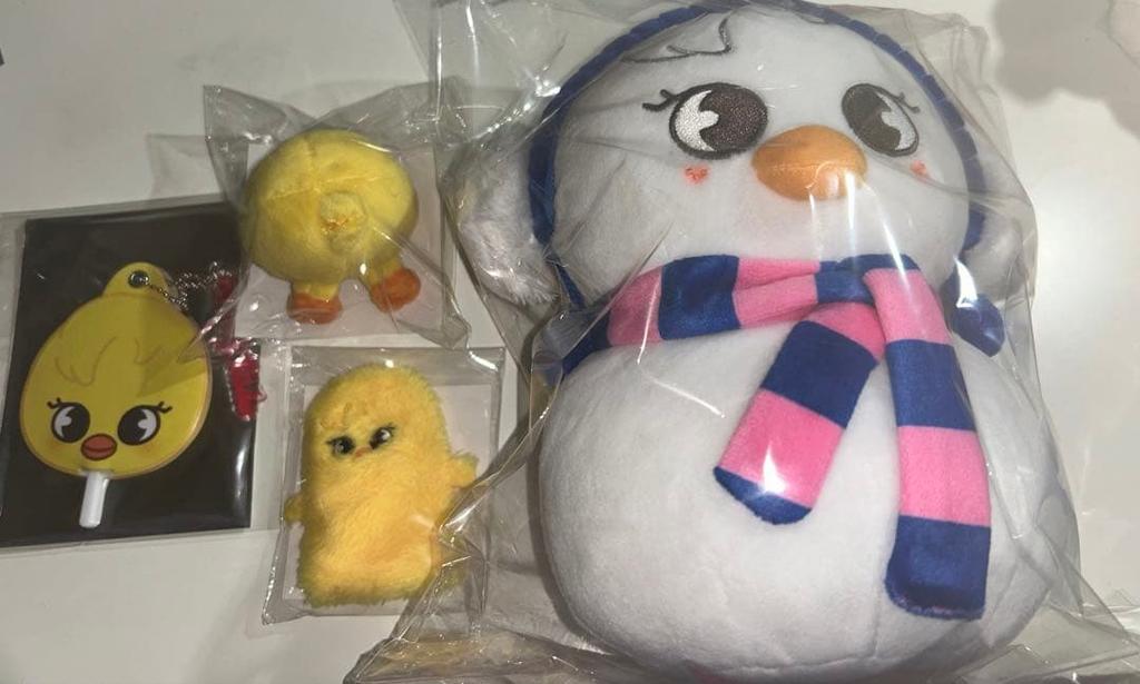 [USED] Stray Kids Pogari Felix Plush Finger Puppet Smartphone Clip