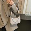 Versatile Crossbody Bag for Women's Fashion  New Customized Simple Shoulder Bag  One Shoulder Bag