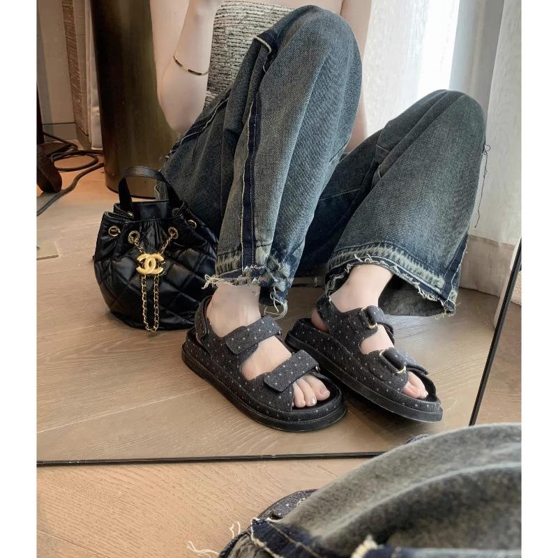 Xiaoxiangfeng summer sports versatile washed denim word with Velcro platform sandals women flat beach shoes