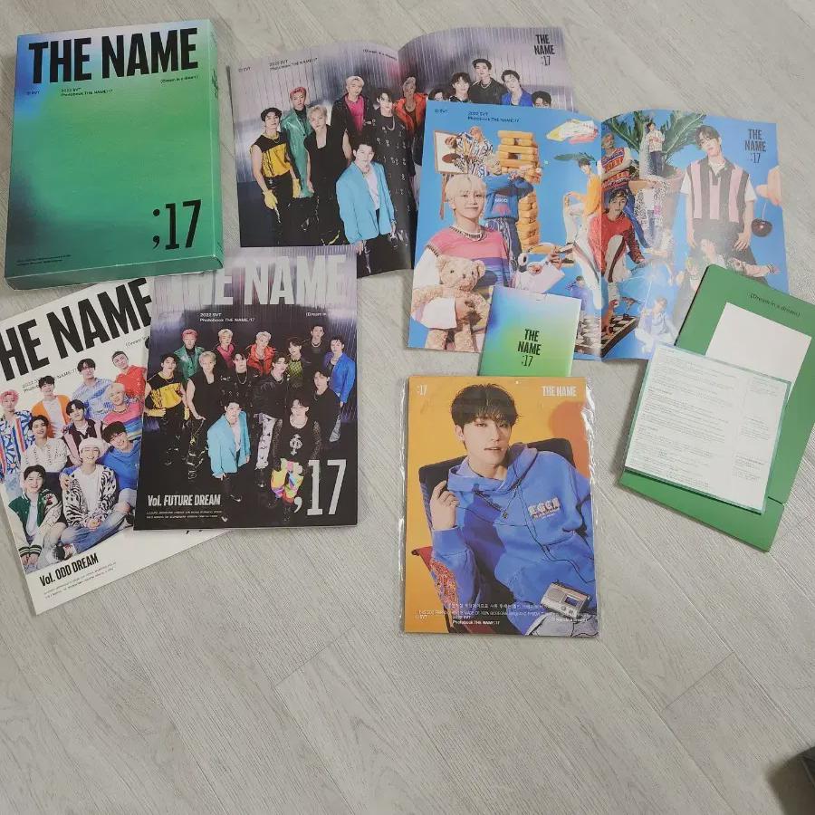 

Seventeen Книга с фотографиями Имя на продажу