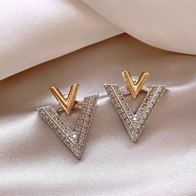 2023 Korea New Design Fashion Zircon 14K Gold Plated Luxury Zircon Letter V Earrings Elegant Women's Evening Party Accessories