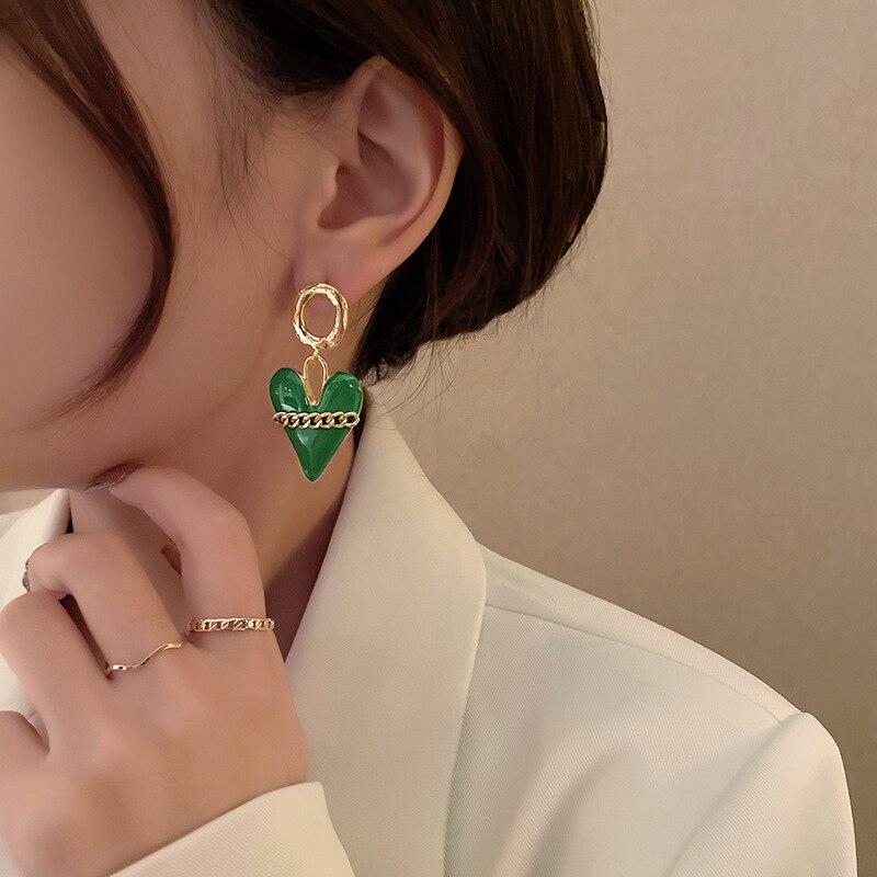 Fashion Beautiful Green Heart Metallic Dangle Earrings  New Korean Style Brincos Jewelry Wholesale