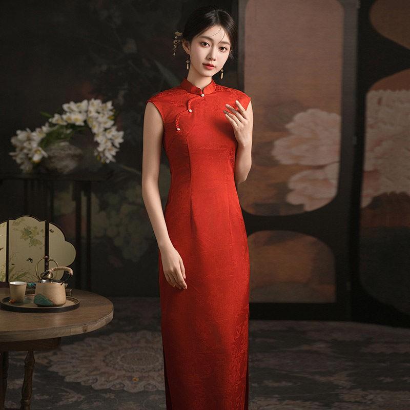 Red Sleeveless Modern Chinese-Inspired Long Cheongsam Dress With Stand Collar Side Slit Women 2026 Small