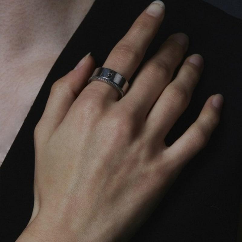 Aphrose Vertical Cut Layered Ring