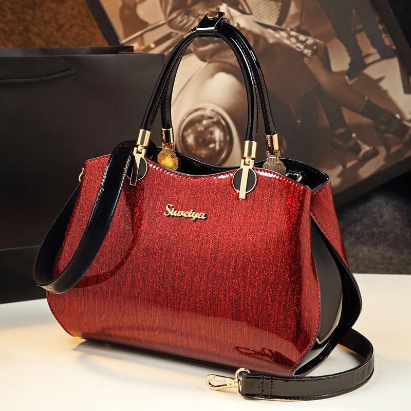 

2025 Elegant Genuine Leather Handbag for Women: Large, Versatile Shoulder/Crossbody Bag