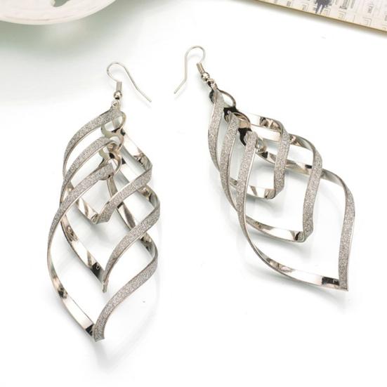 Earrings Sequins Skin-friendly Metal Fashion Ear Pendants for Dating