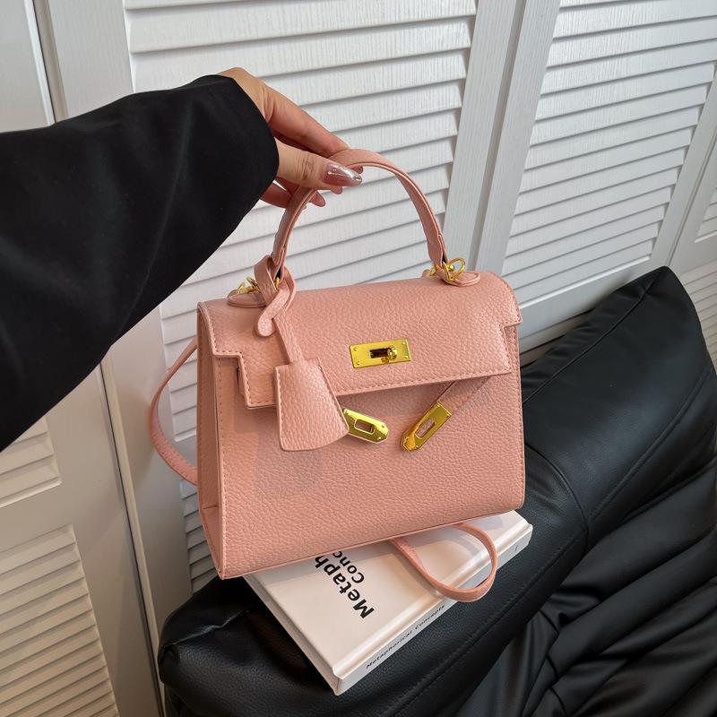 Popular Fashion Portable Small Square Bag New Texture Messenger Bag Simple Solid Color Shoulder Commuting