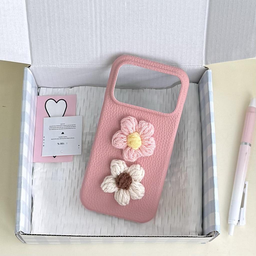 Compatible Phone Cases: Google Pixel 10, Google 9 Pro XL, Sony 1 VII, and 10 VI - Plush and Leather Flower Designs