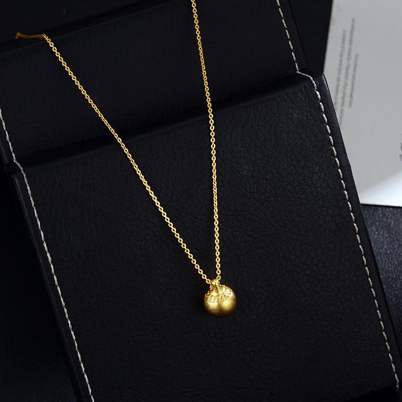 

Gold-Plated Round Ball Pendant Necklace: Modern Elegance with Ancient Style 18K золотий