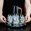 Veselă pentru băuturi – Vase pentru apă și carafe