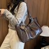 Tote Bag - Large Capacity Commuter Woman's Bag - Chic Single Shoulder Bag