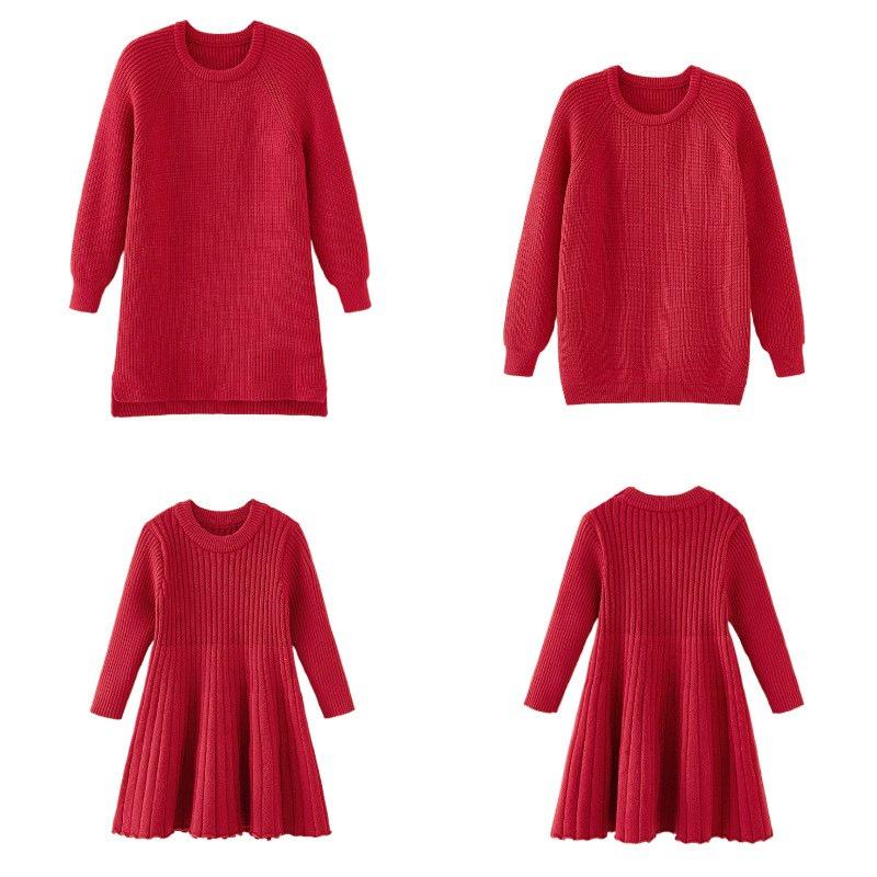 Stylish Red Thick Round Neck Sweater for Family Matching (Autumn & Winter, 3-4 People)