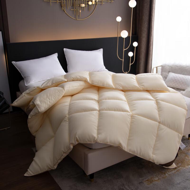 Hotel Collection All-Season Polyester Fiber Duvet