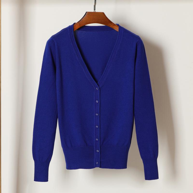 Korean V-Neck Knitted Cardigan: Women's Long Sleeve, Versatile Spring & Autumn Top.