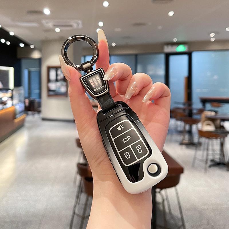 Buick Excelle Premium Key Case for Yue Lang, Ying Lang XT/GT, and Junyue/Junwei 2021 Models.