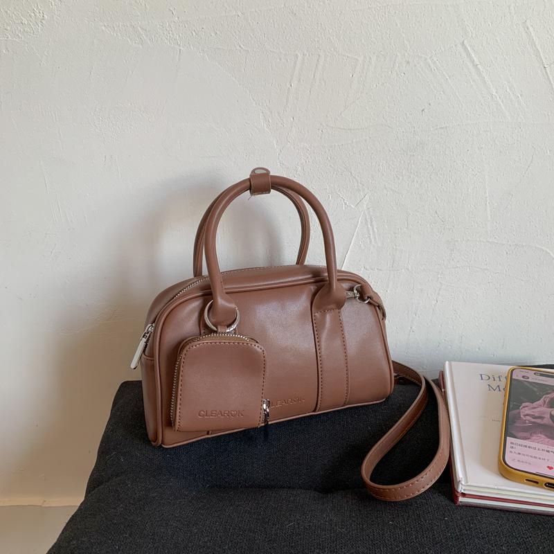 Popular small bags women's autumn and winter versatile new retro messenger bags portable pillow bags