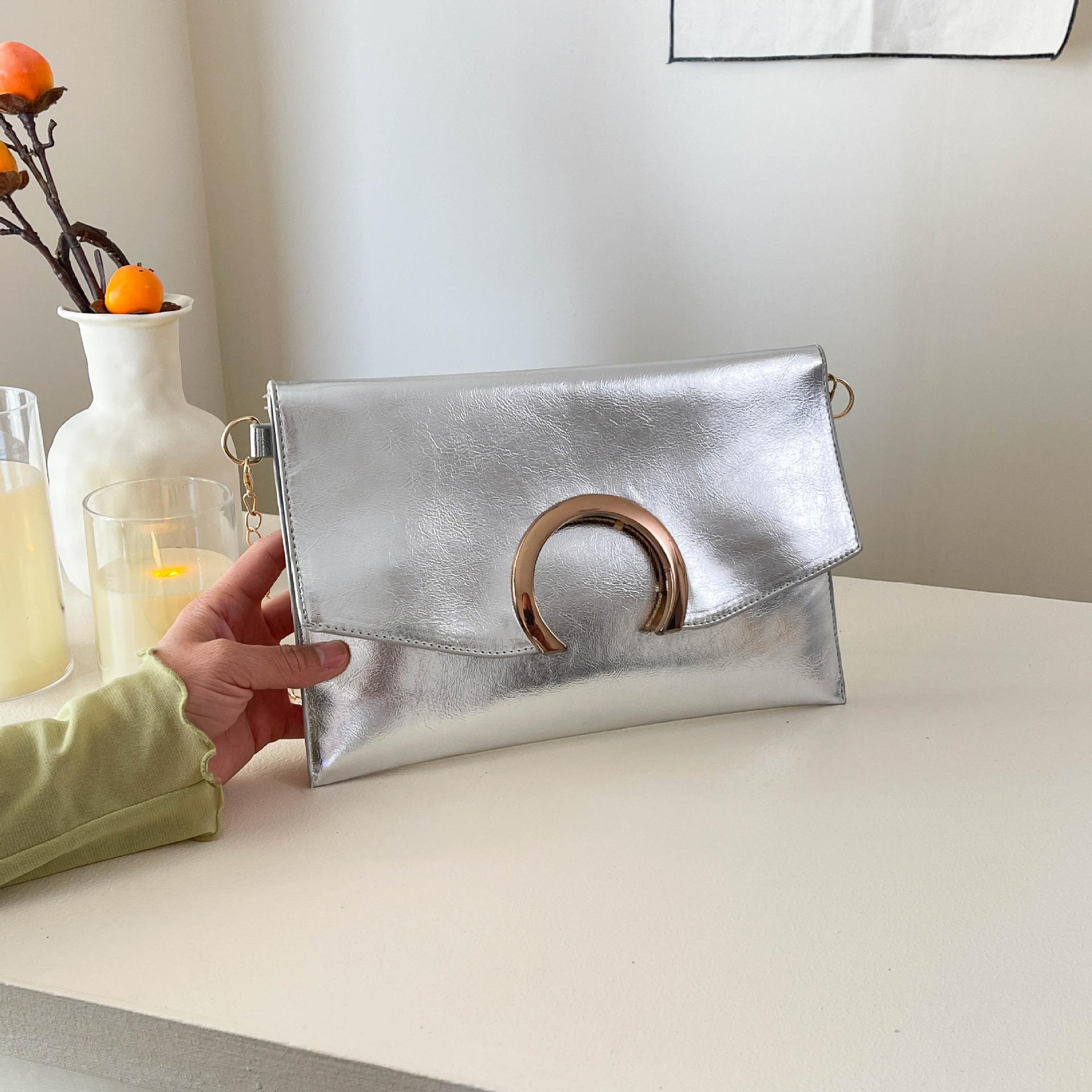 

Сумка на цепочке, новая большая сумка, женская сумка, трендовый контрастный цвет, сумка-клатч через плечо серебряный