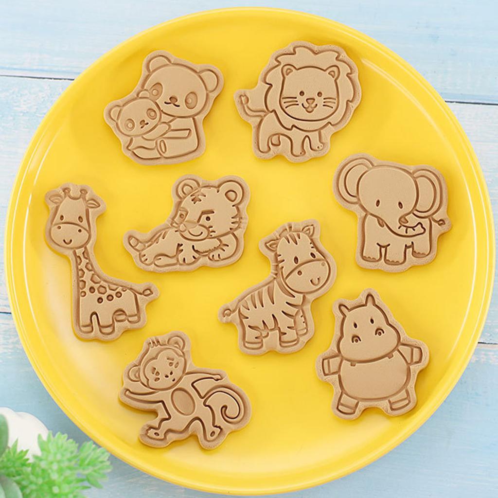 8Pcs Cookie Cutter Animal Shape Food Grade Plastic Biscuit Baking Mold Cutter for Cookies Fondant