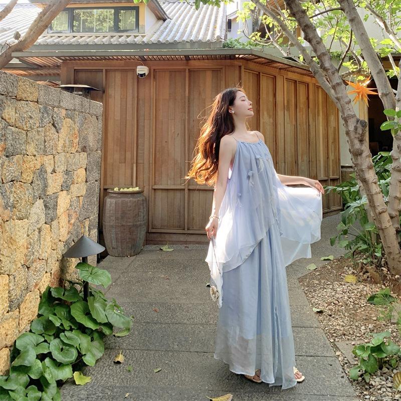 Irregular Blue Neck Top Suit for Women's Xia Xin To Take Pictures and Wear A Beach Skirt for Seaside Vacation