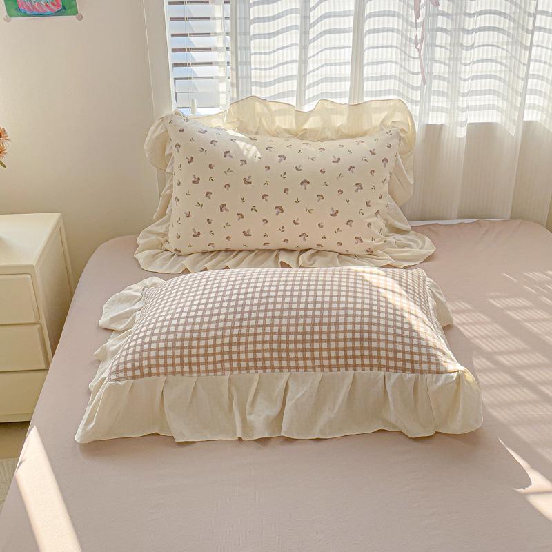 3pcs  Korean Lace Duvet Cover Set (1*Duvet Cover + 2*Pillowcase, Without Core), Pink Checkered Print Bedding Set