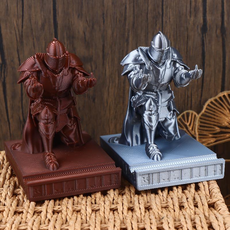 1Pc Armored Retro Soldier Pen Holder Desk Accessories Warrior Pencil Stand Knight For Desk Small Statue Ornaments