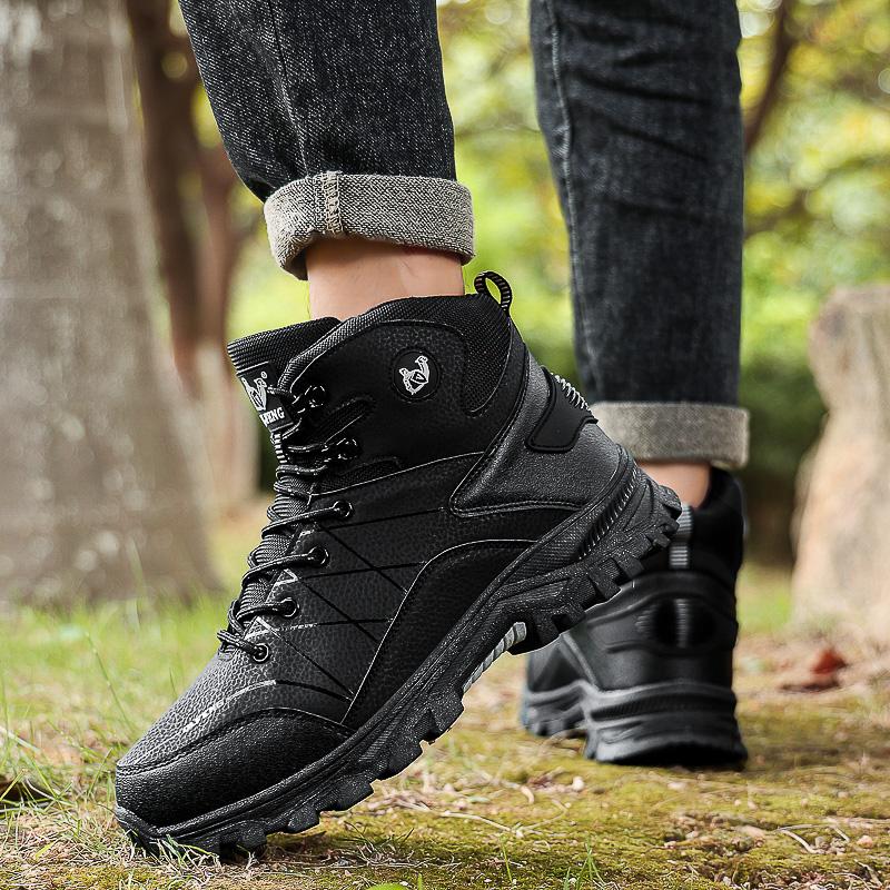 High-top Boots Men Comfortable Casual Anti-slip Breathable Warm Combat Boots Men Durable Plush Soft Outdoor Hiking Shoes Men