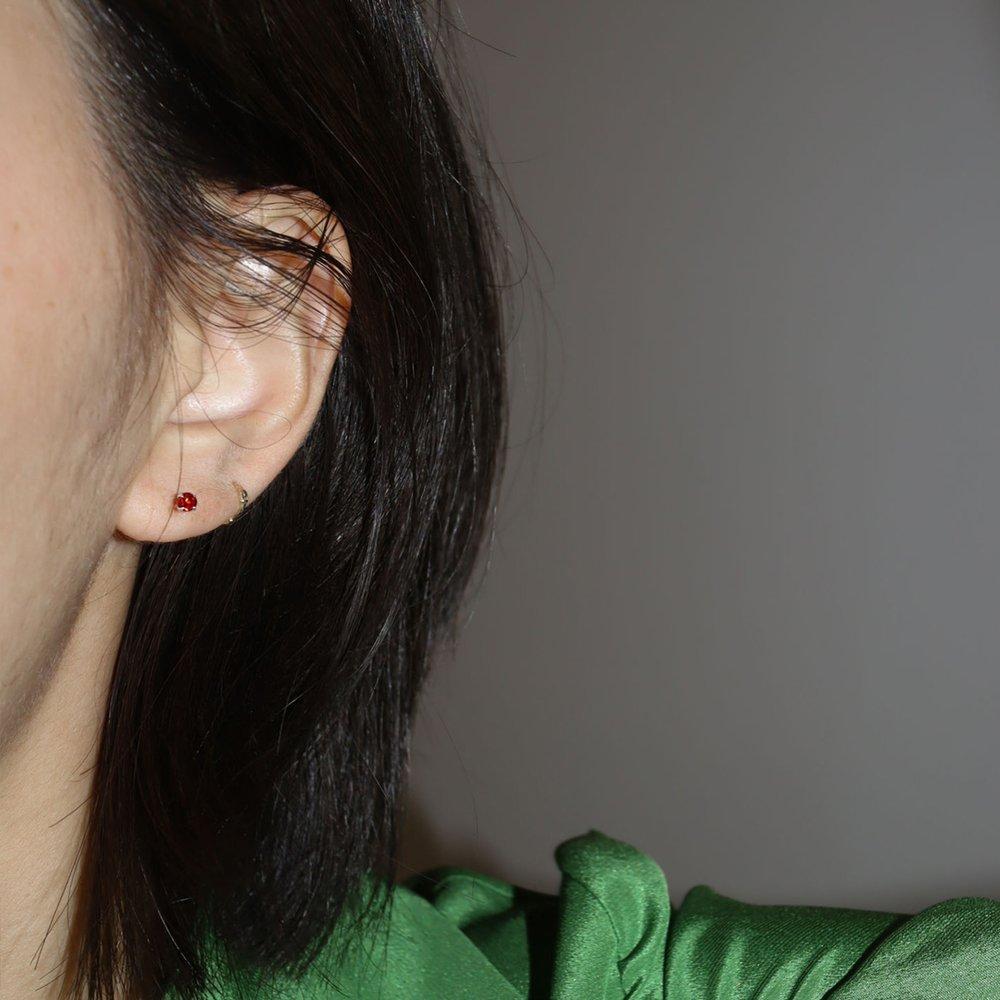 [ Modernlike / Headquarters genuine product ] Silver 925 red cubic zirconia earrings