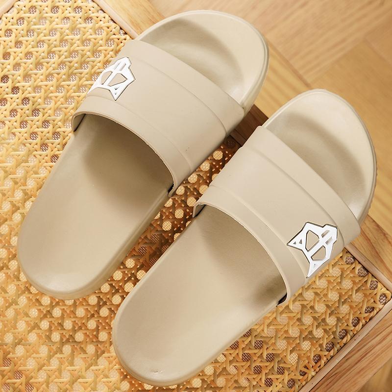 

Men s cool slippers 2025 summer new wear soft-soled thick-soled fashion one-word drag men s comfortable beach shoes men s 45 хаки