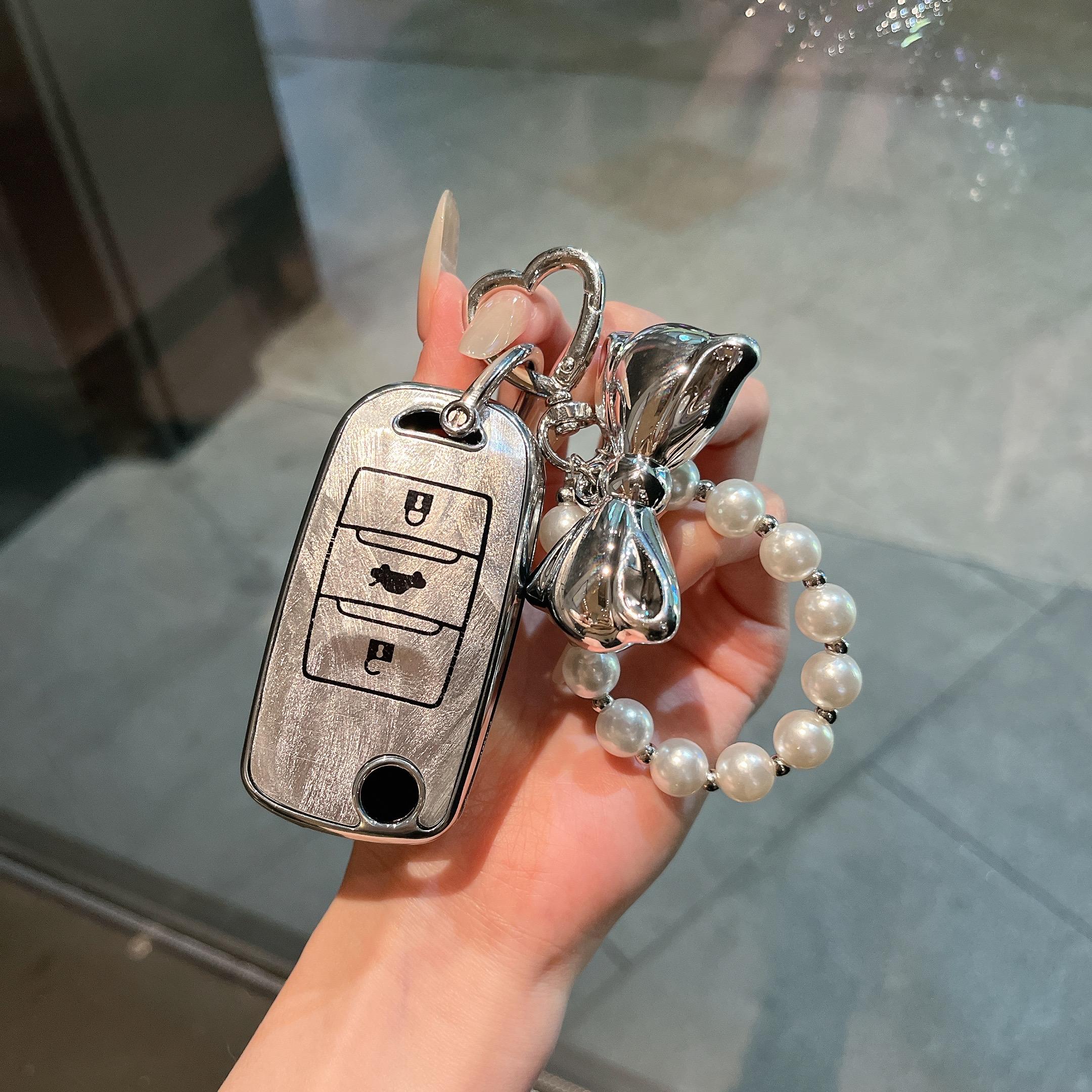 

3 Buttons Flip Fashion Car Key Cover Case for Changan CS75 EADO CS35 RAETON CS15 V3 V5 V7 Key Protector Bag with Keychain