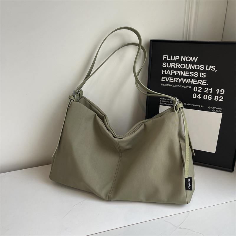 IELGY Portable Commuter Large Capacity Casual Bag Fashion Tote Bag All-Match Canvas Shoulder Bag