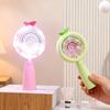 Süßer Regenbogenlicht Tragbarer Hand-Mini-Ventilator Kompaktes Design Leichte Bauweise Schreibtisch-Kühlventilator Stabiler Betrieb