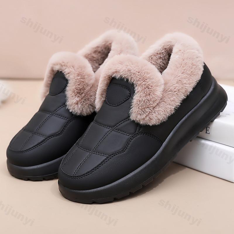 Fashion 2025 Winter New Women Cotton Shoes Fashion Plush Thicken Comfortable Slip On Snow Boots Outdoor Non Slip Flat Casual Warm Shoes