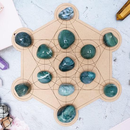 Moss Agate Tumbled Stones Reiki Chakra Healing Decorative Pebbles, Vase Fillers Tumble Stone for Jewellery Gift Item 13 Pieces Set