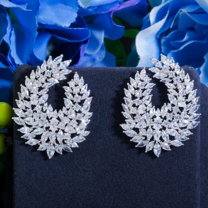 Brincos grandes de zircônia cúbica com corte marquise popular da Segunda Guerra Mundial