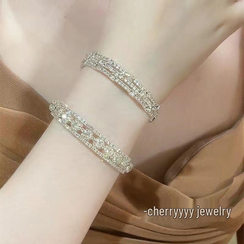 Temperamental Socialite: Sparkling Diamond Disco Rhinestone Bracelet