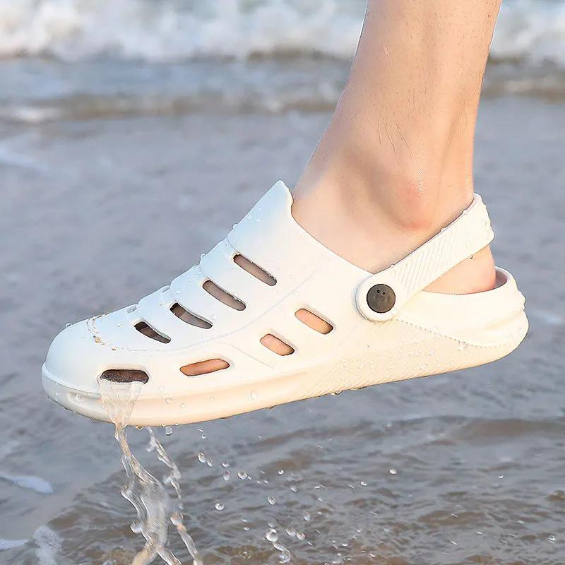 WTEMPO Summer Men's Sandals Hollow Flat Heel Adjustable Buckle Soft Thick Sole Non-slip Wear-resistant Quick Dry Wading Leisure Trend Beach Slippers