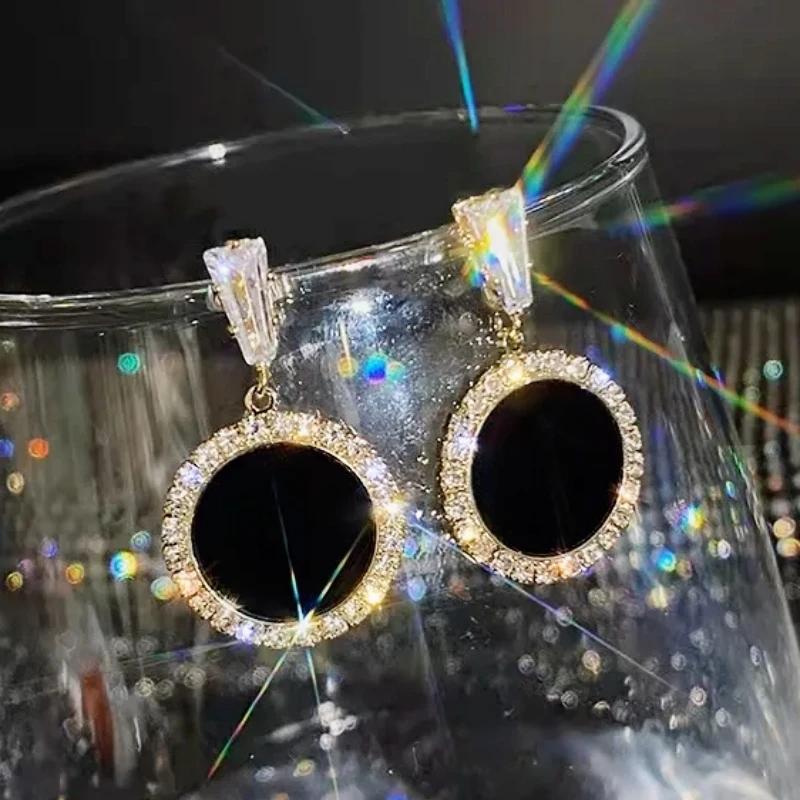 Asymmetric Women's Black Hanging Earrings Hollow Crystal Drop Earrings Rock Geometric Statement Dangle Earrings Aretes