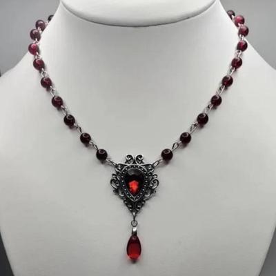 Viktorianische Gotik Rosenanhänger Halskette - Romantischer Renaissance-Schmuck für Frauen