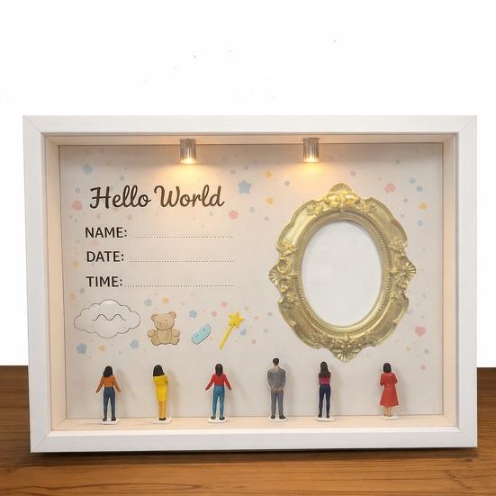 DIY Mini muzeum siluetní krabička se světlem Rámeček na fotky Sada s mini zlatými rámečky Figurky Památeční předmět pro miminko