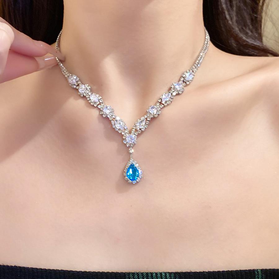 Crystal Tears Silver Necklace with Zircon Water Drop Pendant - Elegant Fashion Clavicle Chain