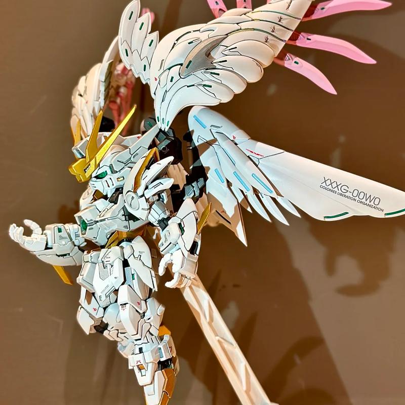 GL MGSD Wing Zero EW Snow White Version Angel Feather Drop Mech Assembly Model Kit Action Figure Desktop Decoration Doll Boy Toy