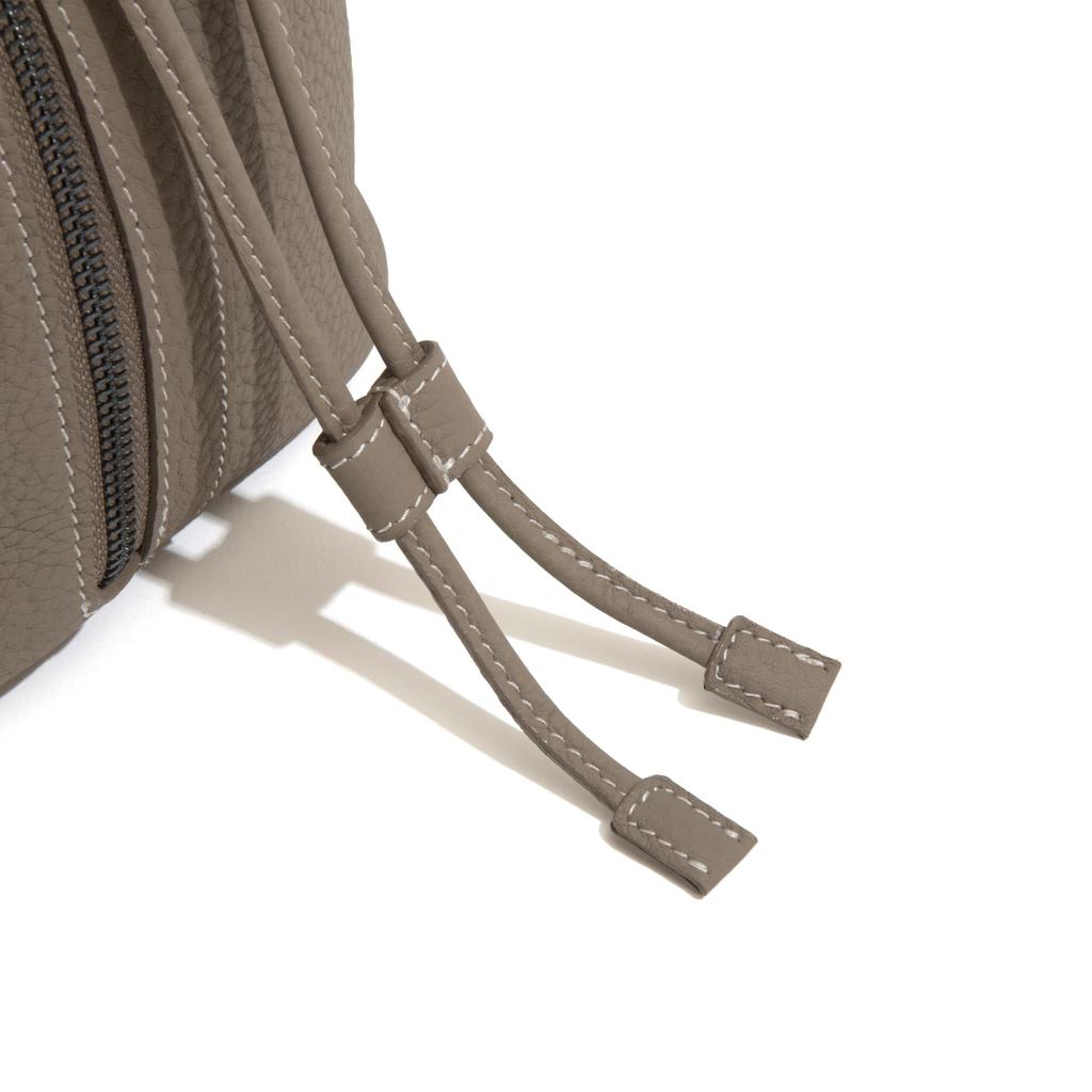 UNTRACK ECCO Tote Drawstring Black Bag, Leather, No. 60412, Men's,