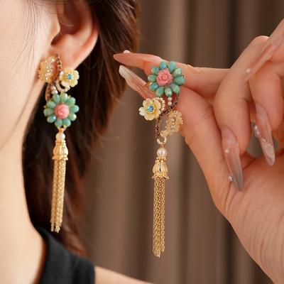 Boucle d'oreille asymétrique vintage pour femme Alliage de zinc Aiguille Cristal Fleur Pendentif à pompon Boucle d'oreille haut de gamme Rétro Luxe Designer Zircon