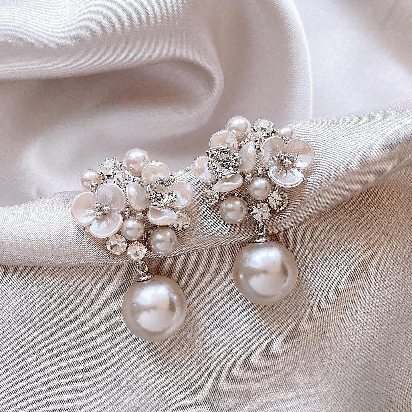 Flower Zircon Pearl Earrings 2026 New Fashion Women Jewelry