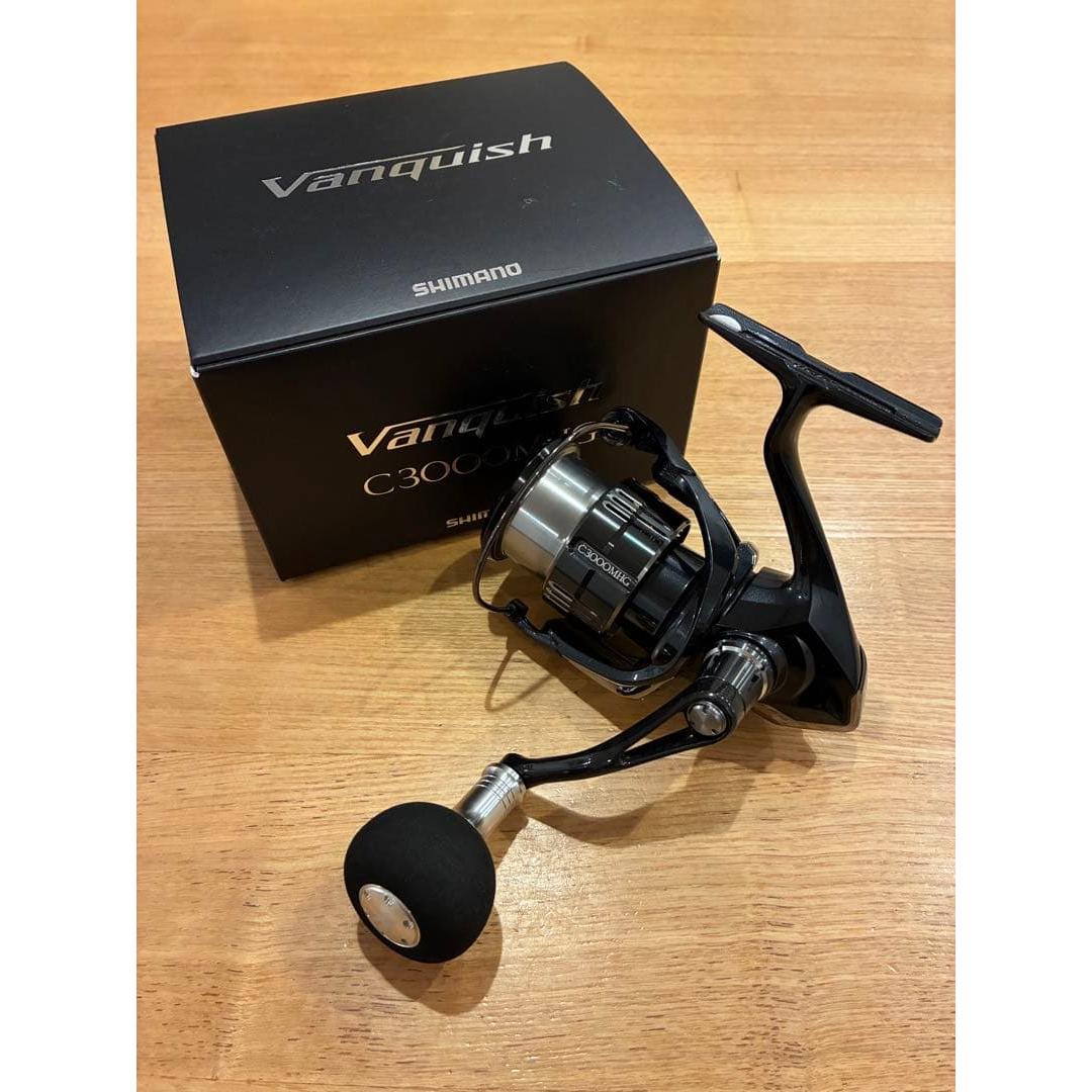 Б/у спиннинговая катушка SHIMANO 19 Vanquish C3000MHG