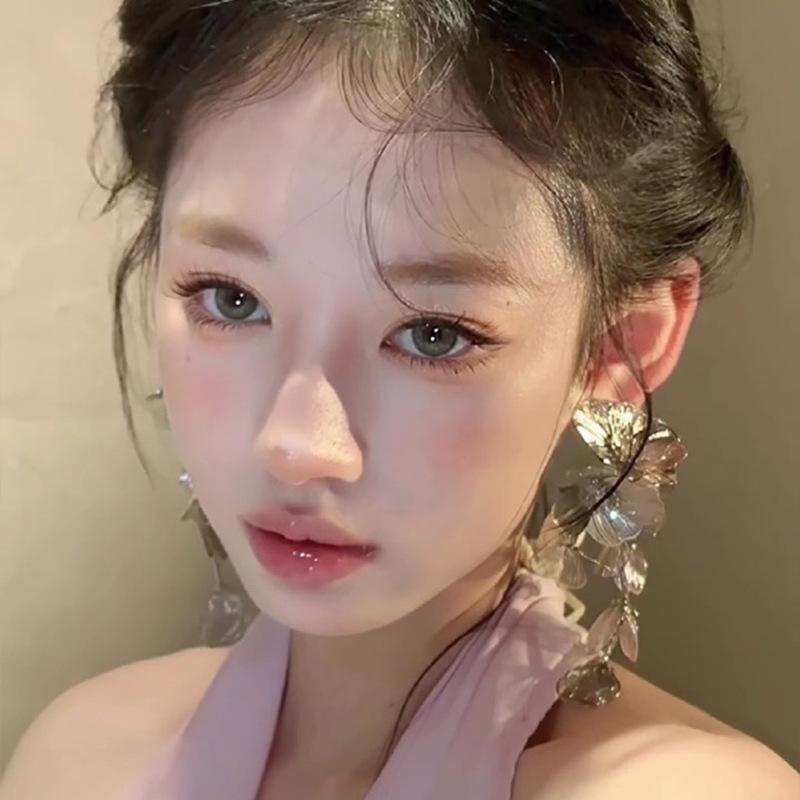 

Французские золотые кисточки с цветком, уникальные серьги для женщин, роскошные, элегантные, с легким чувством, красивые серьги-гвоздики, преувеличенное и маленькое лицо