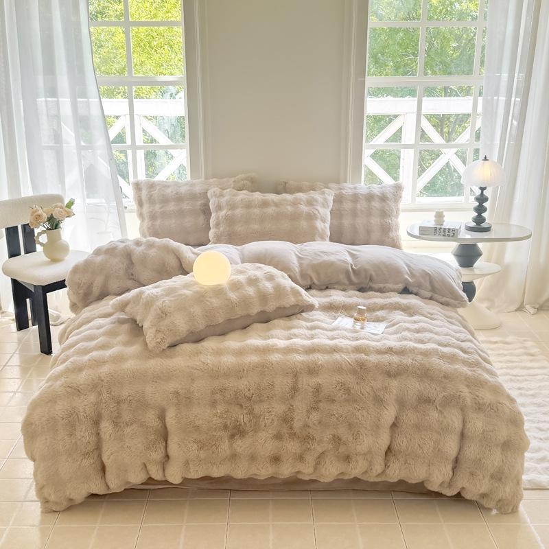 Winter Rabbit Fur & Milk Velvet Four-Piece Bedding Set with Fleece Duvet Cover - High GSM, Perfect for Dormitory.