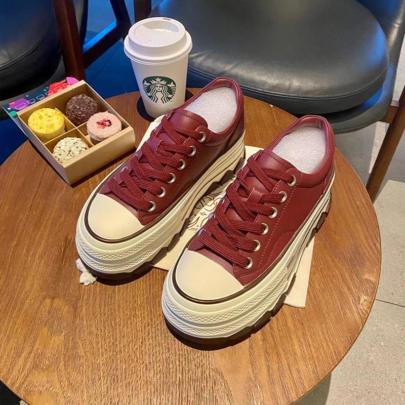 

Новые осенние кроссовки на толстой подошве для миниатюрных женщин: Удобные, увеличивающие рост, повседневные туфли на платформе в уличном стиле 36