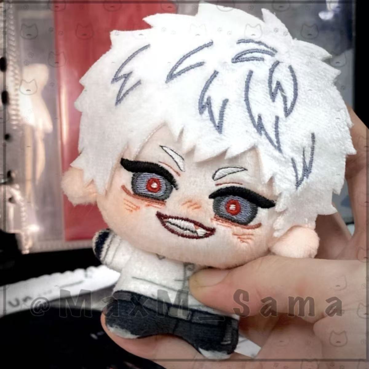Neues 10cm Stofftier Anime The Summer Hikaru Died Yoshiki Tsujinaka Plüschtier Rucksackanhänger Niedliches Plüschanhänger Puppen Schlüsselanhänger 10cm
