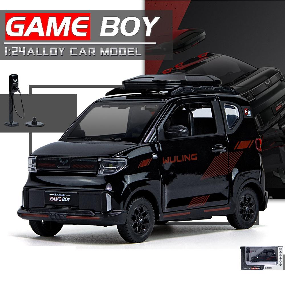 

Масштаб 1/24 WuLing MINI EV GAME BOY, автомобиль из сплава, литая под давлением игрушка, модель, звук, свет, подарки для детей 1/24-Size:12*8*7.5cm чёрный/красный